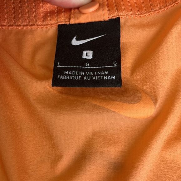 Nike cropped running jacket - Picture 6 of 8